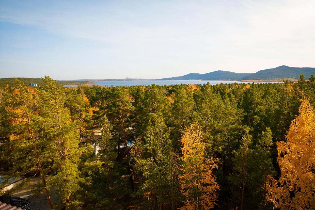 Park House Hotell Barmashino Eksteriør bilde