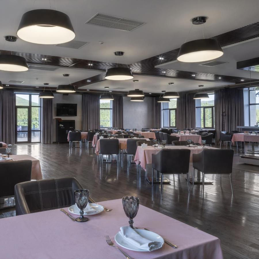 Park House Hotell Barmashino Eksteriør bilde