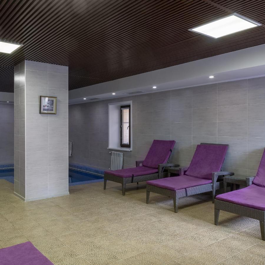 Park House Hotell Barmashino Eksteriør bilde
