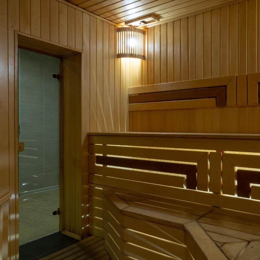 Park House Hotell Barmashino Eksteriør bilde
